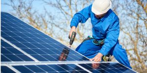 Installation Maintenance Panneaux Solaires Photovoltaïques à Auzouville-l'Esneval